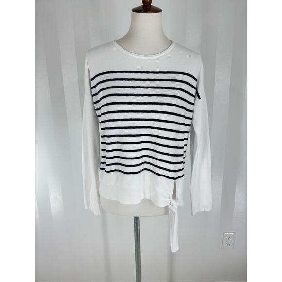 ST JOHN’S BAY Women’s White & Black Striped Lightweight Sweater Sz M - Picture 1 of 10